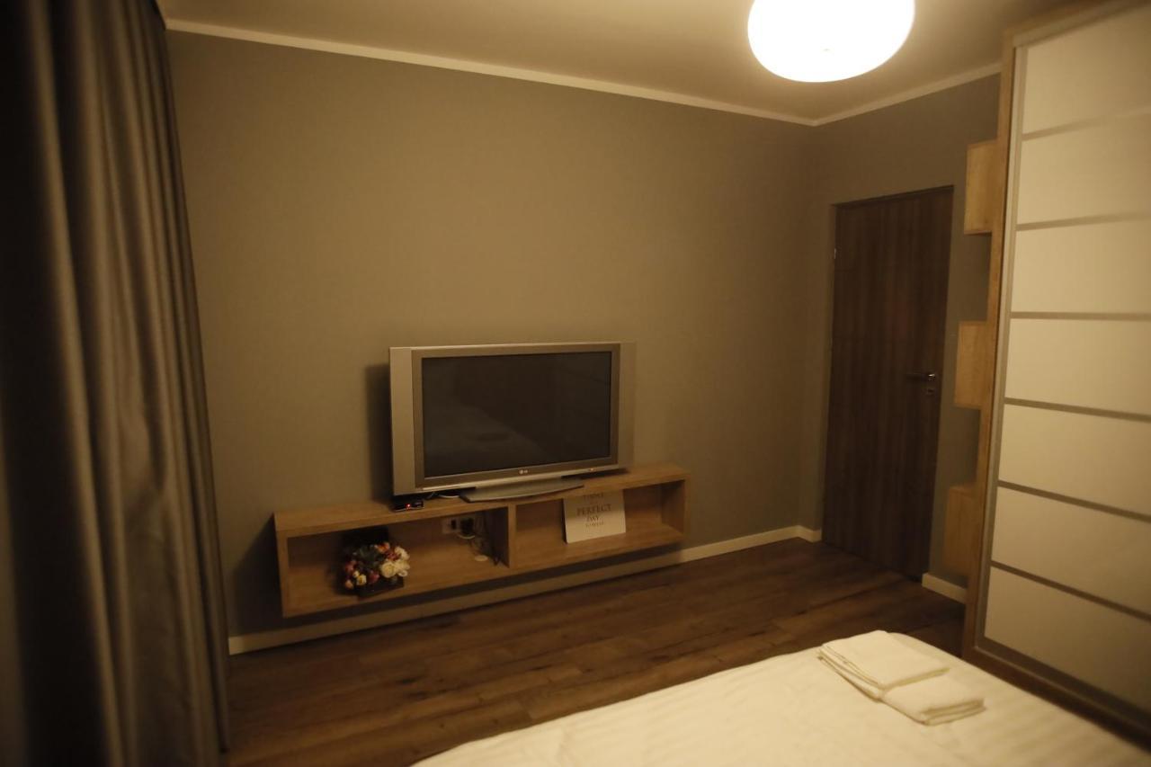 FocşaniRcc 3 Apartamentアパートメント エクステリア 写真